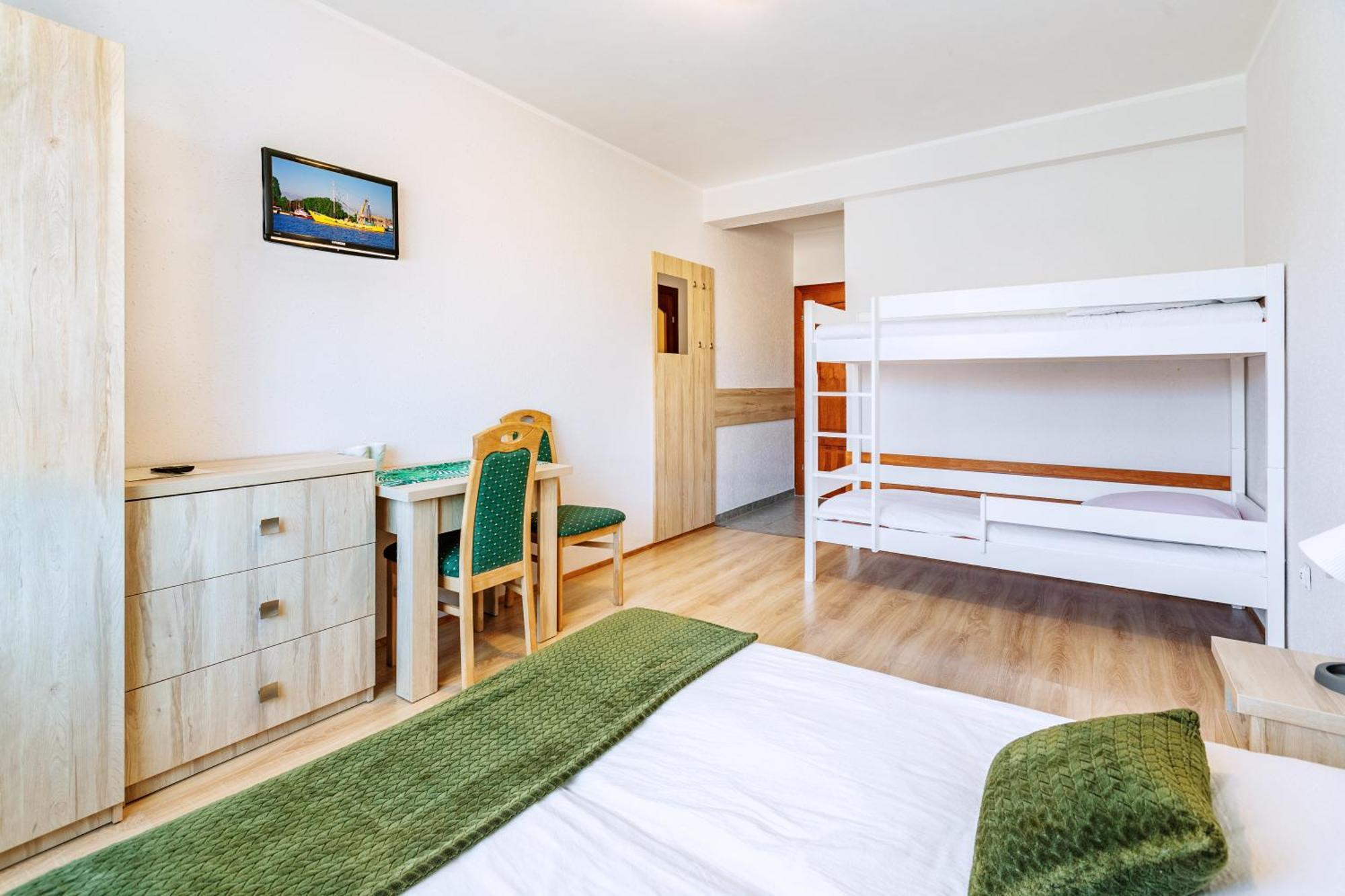 Dom Wczasowy Rudnik Z Basenem, Sauna I Bania Chłapowo Exterior foto